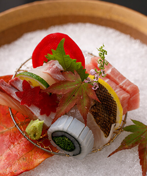 この地ならではの旬菜を鮮やかに、味わい深く。